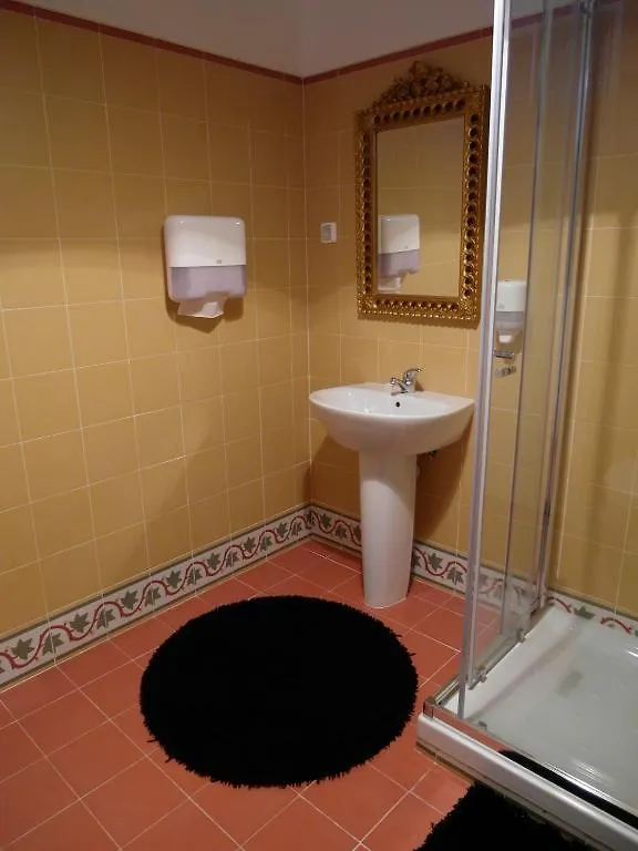 ליסבון Hostel Graca 28