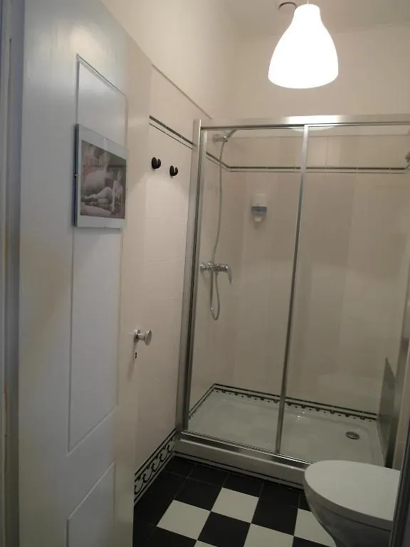 ליסבון Hostel Graca 28
